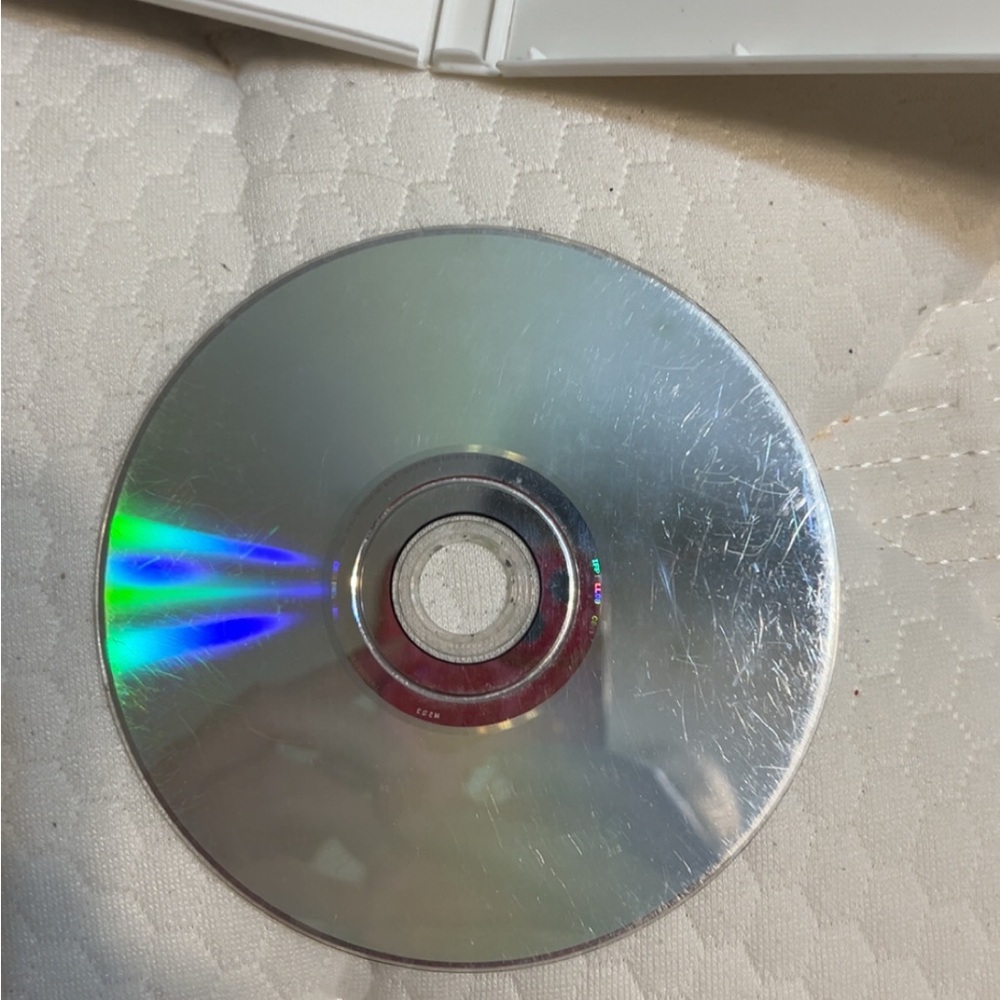 Rayman Raving Rabbids 2 for Wii - White - Picture 2 of 2